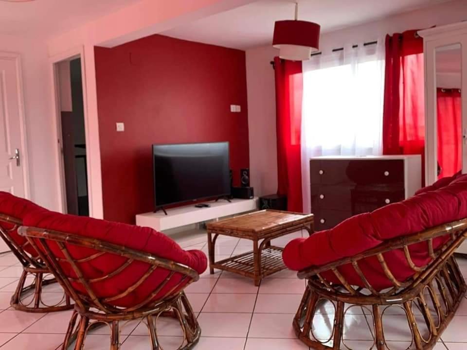 Appartements Andrian Location 塔那那利佛 外观 照片